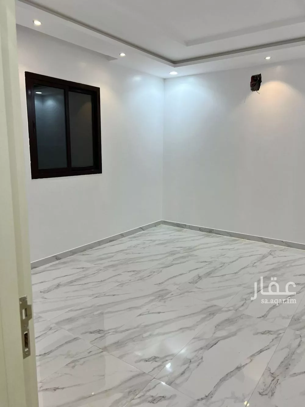 شقة 2 غرف في الشهداء 1