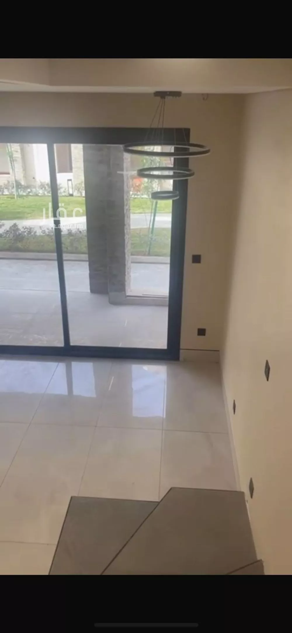 فيلا 5 غرف في الياسمين 1