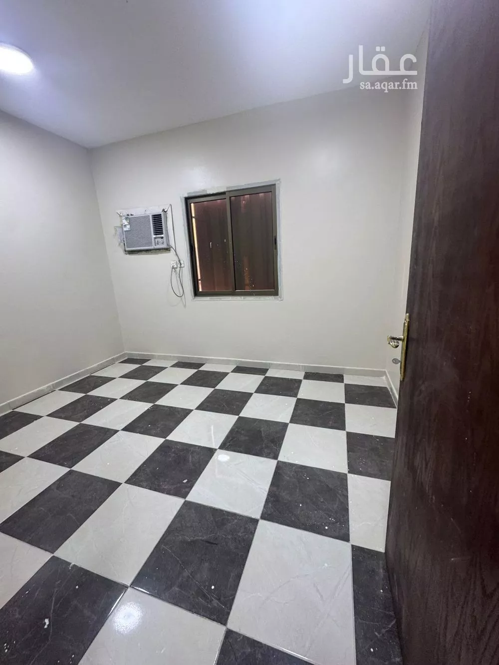 عمارة 400 م² في المنار 5