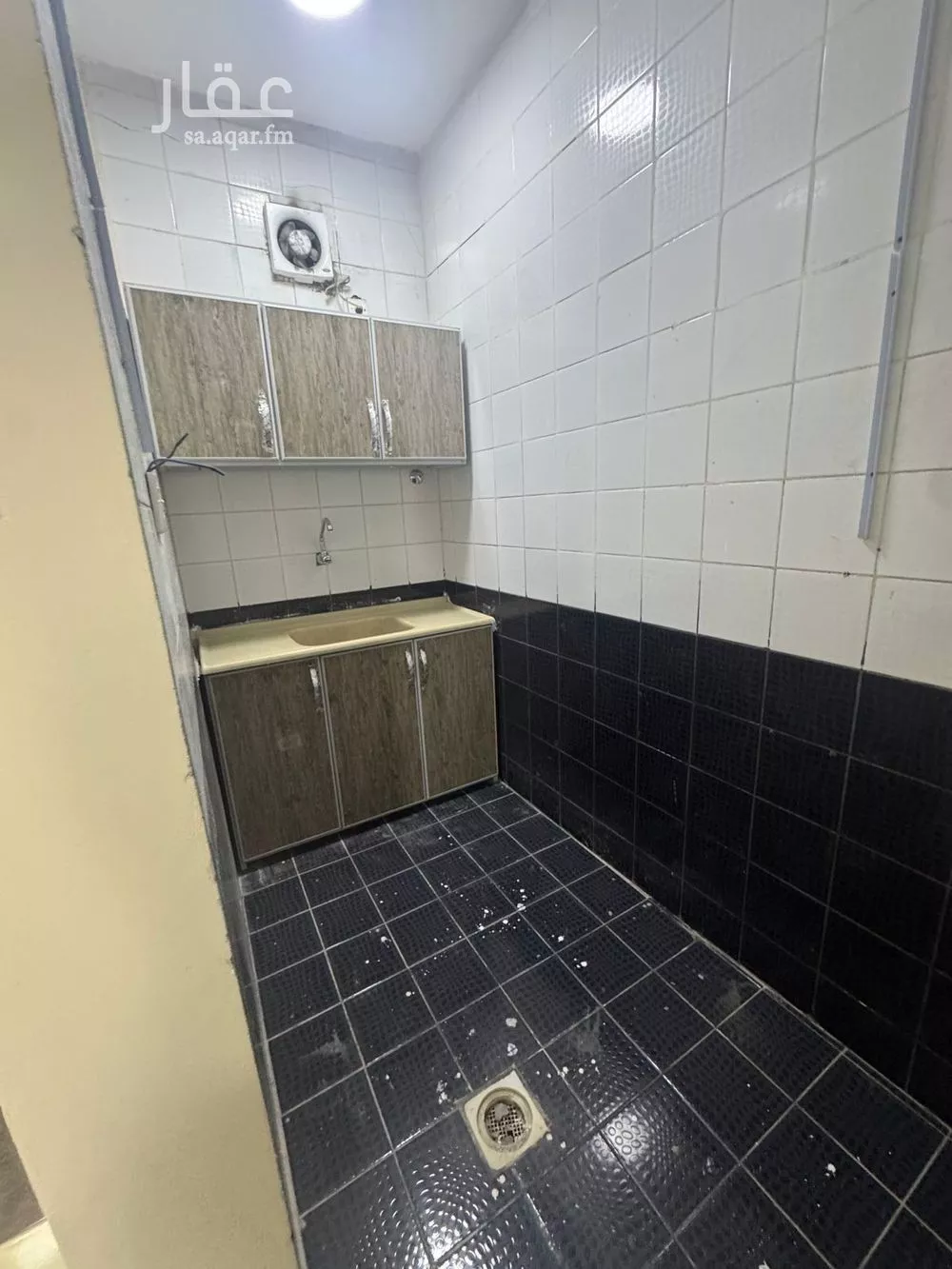 عمارة 400 م² في المنار 4