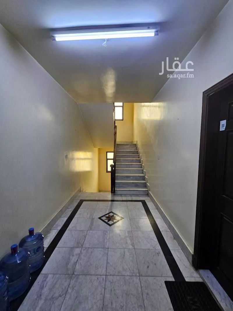 عمارة 400 م² في الوزارات 5