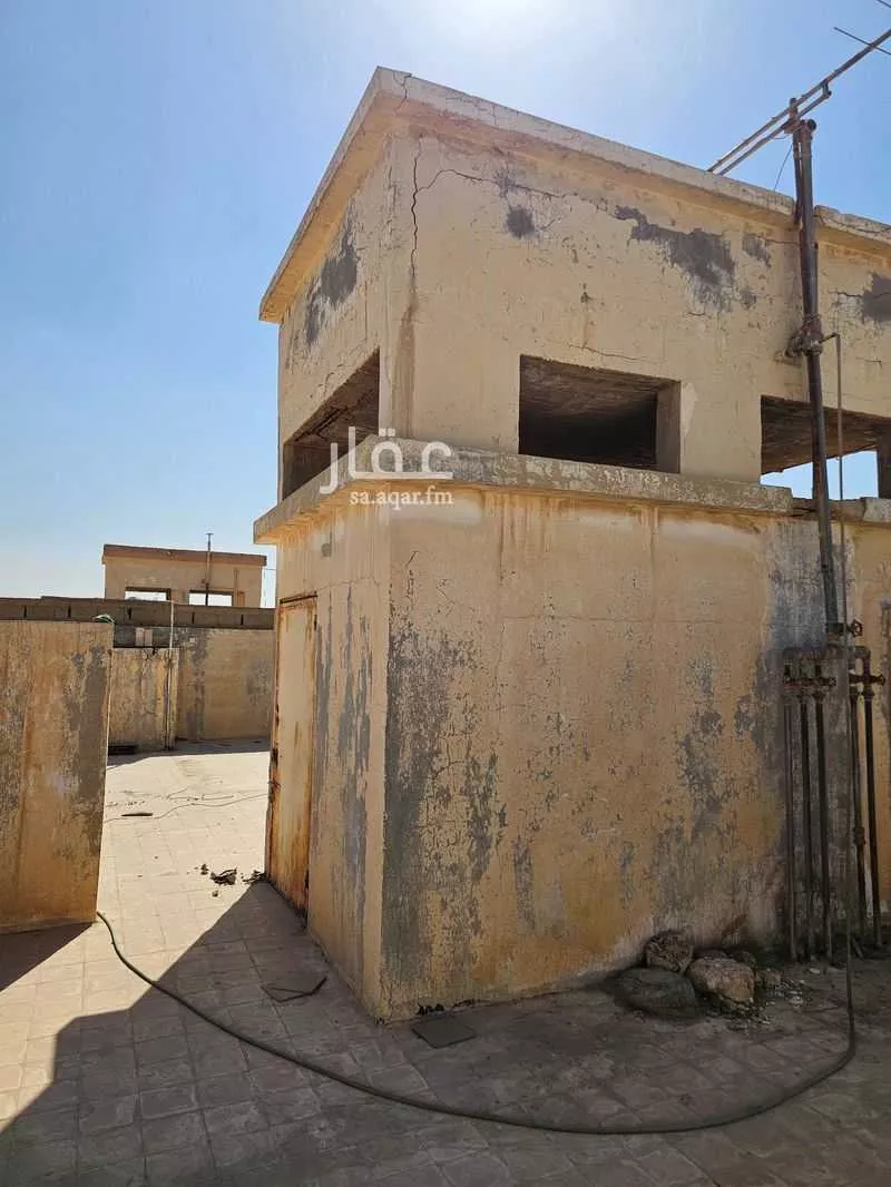 فيلا 8 غرف في طويق 3