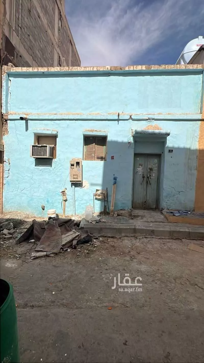 أرض 78 م² في الديرة 2