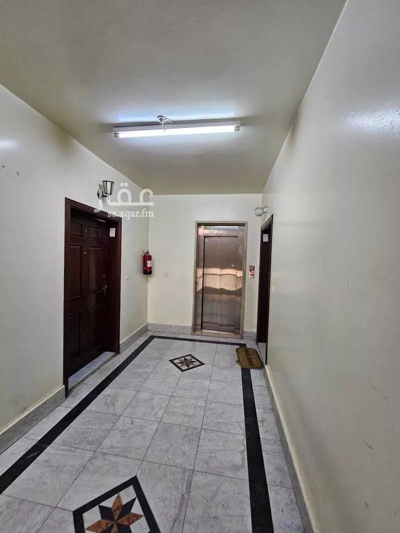 عمارة 400 م² في الوزارات 4