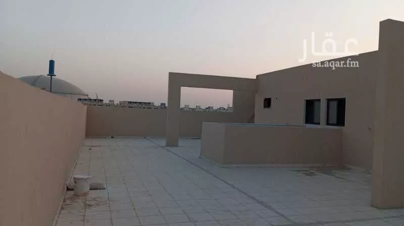 750 sqm building in Ash Sharq 5