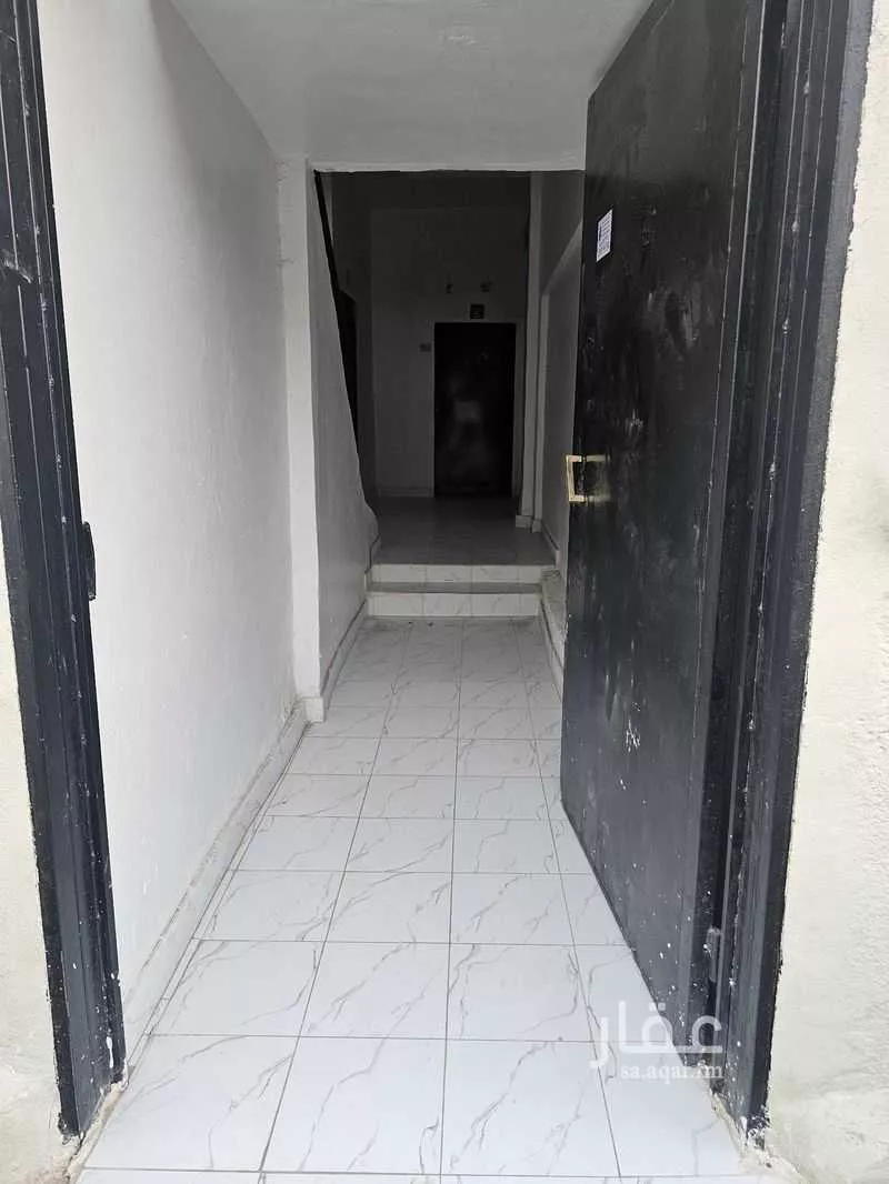 شقة 30 غرف في اليمامة 5