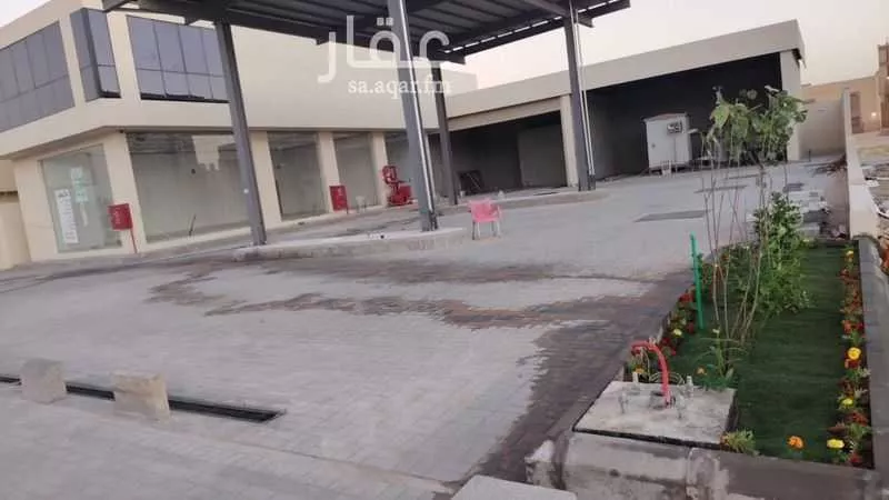 مستودع 1200 م² في ظهرة لبن 3