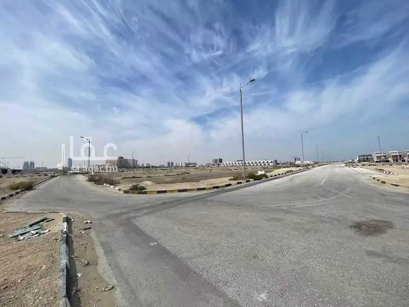 أرض 1372 م² في السيف 2
