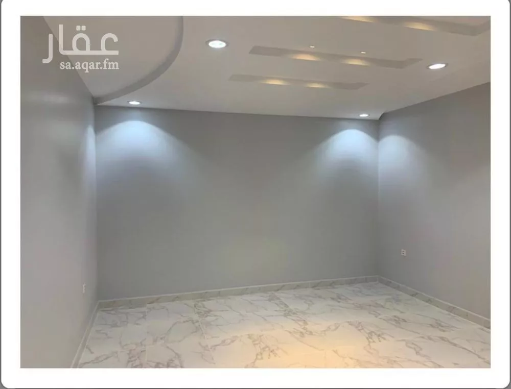 شقة 5 غرف في الملك فهد 3