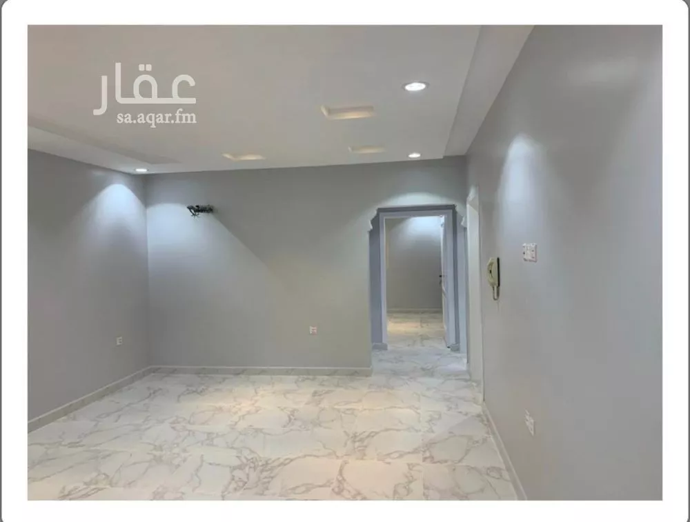 شقة 5 غرف في الملك فهد 4