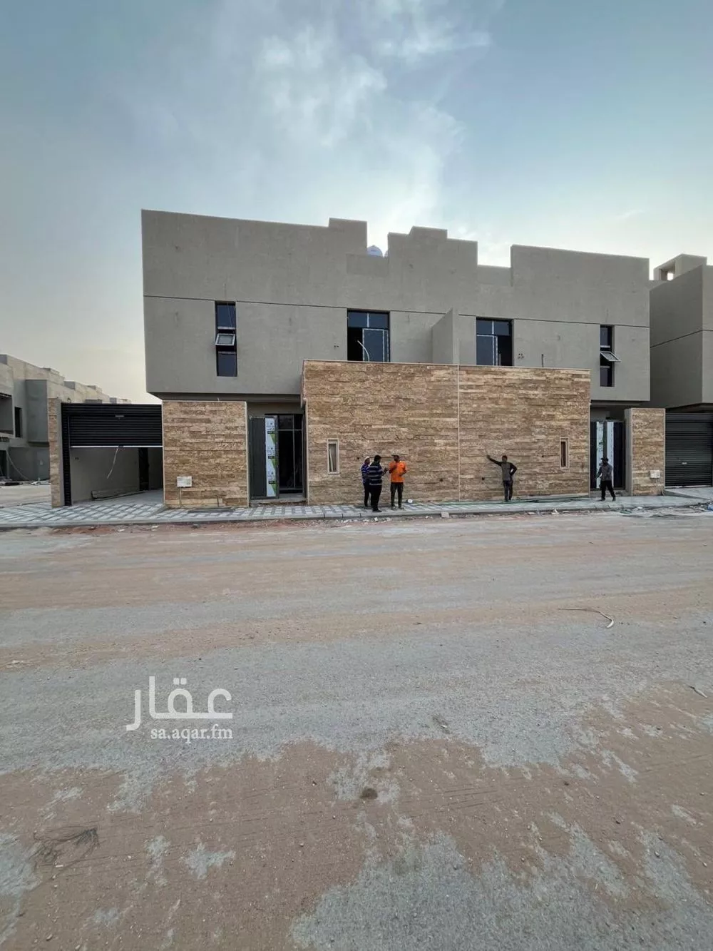 فيلا 4 غرف في الرمال 1