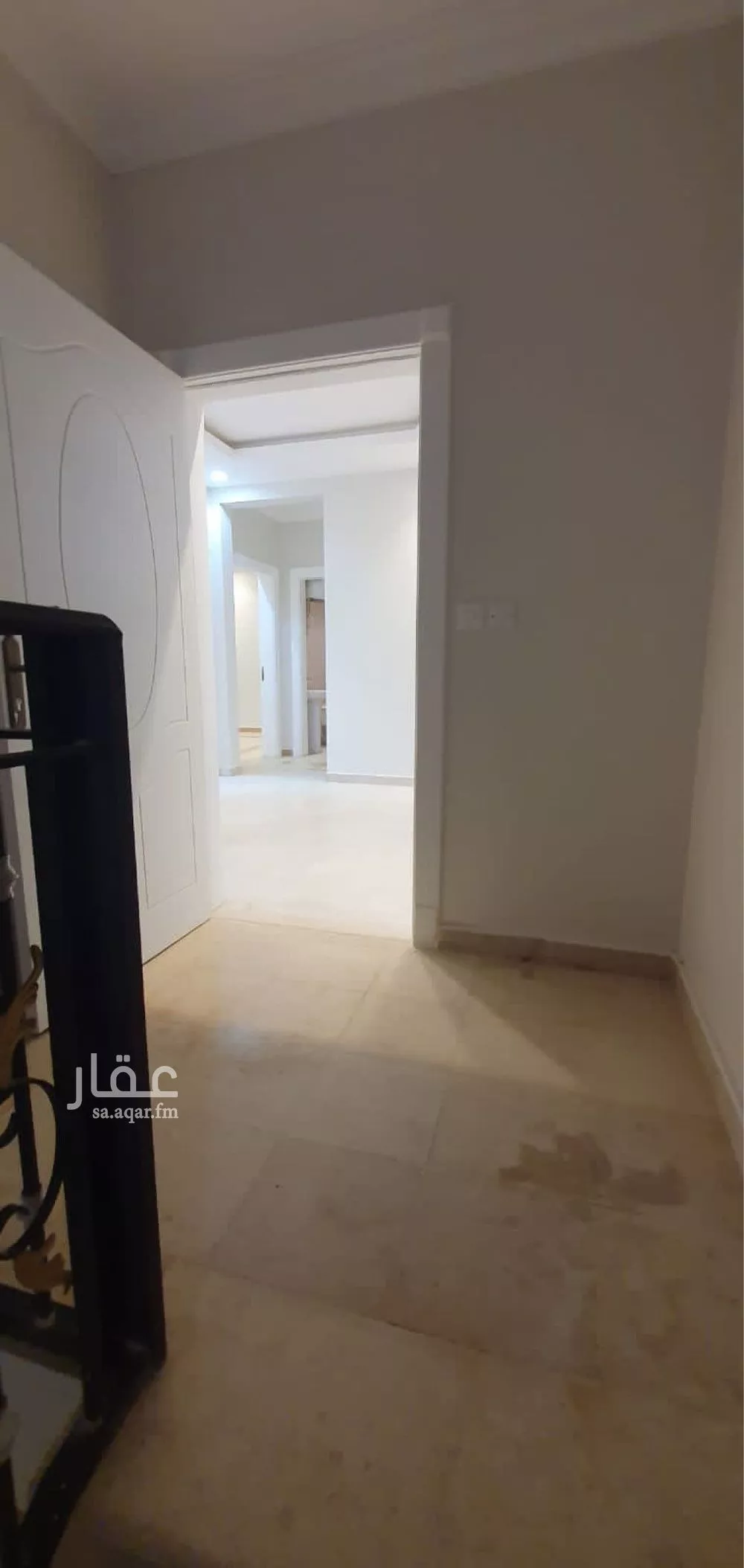 شقة 4 غرف في الملقا 4