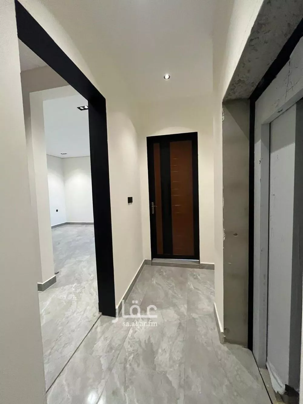 شقة 3 غرف في اشبيلية 2