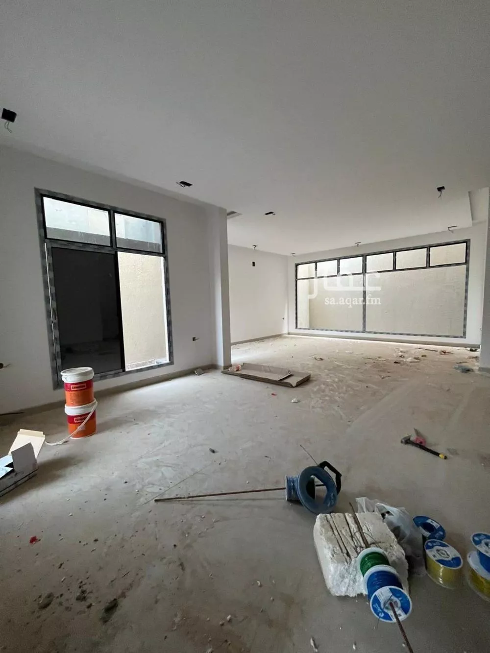 فيلا 4 غرف في الرمال 5