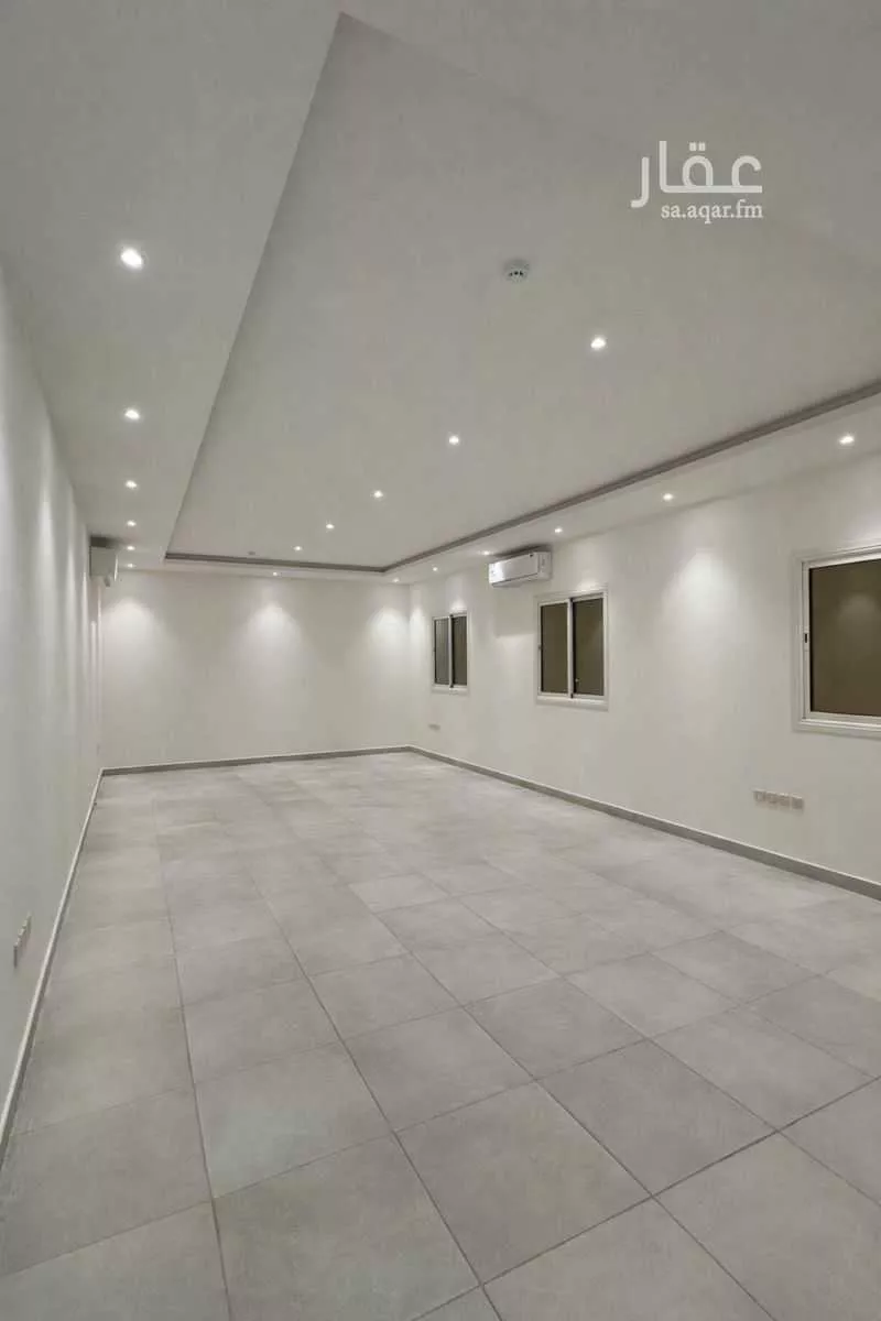 مكتب 806 م² في الربيع 3