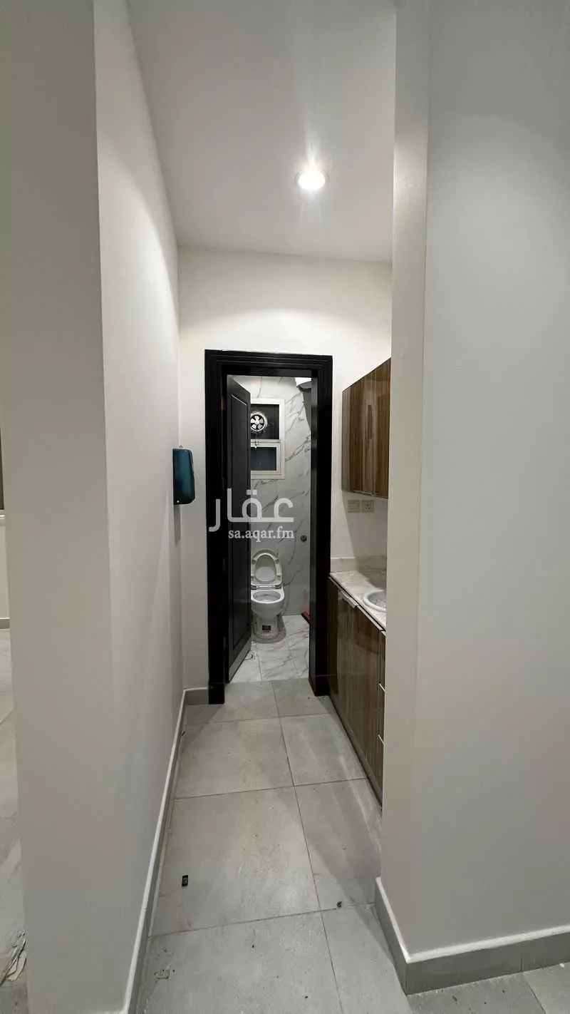 مكتب 806 م² في الربيع 4