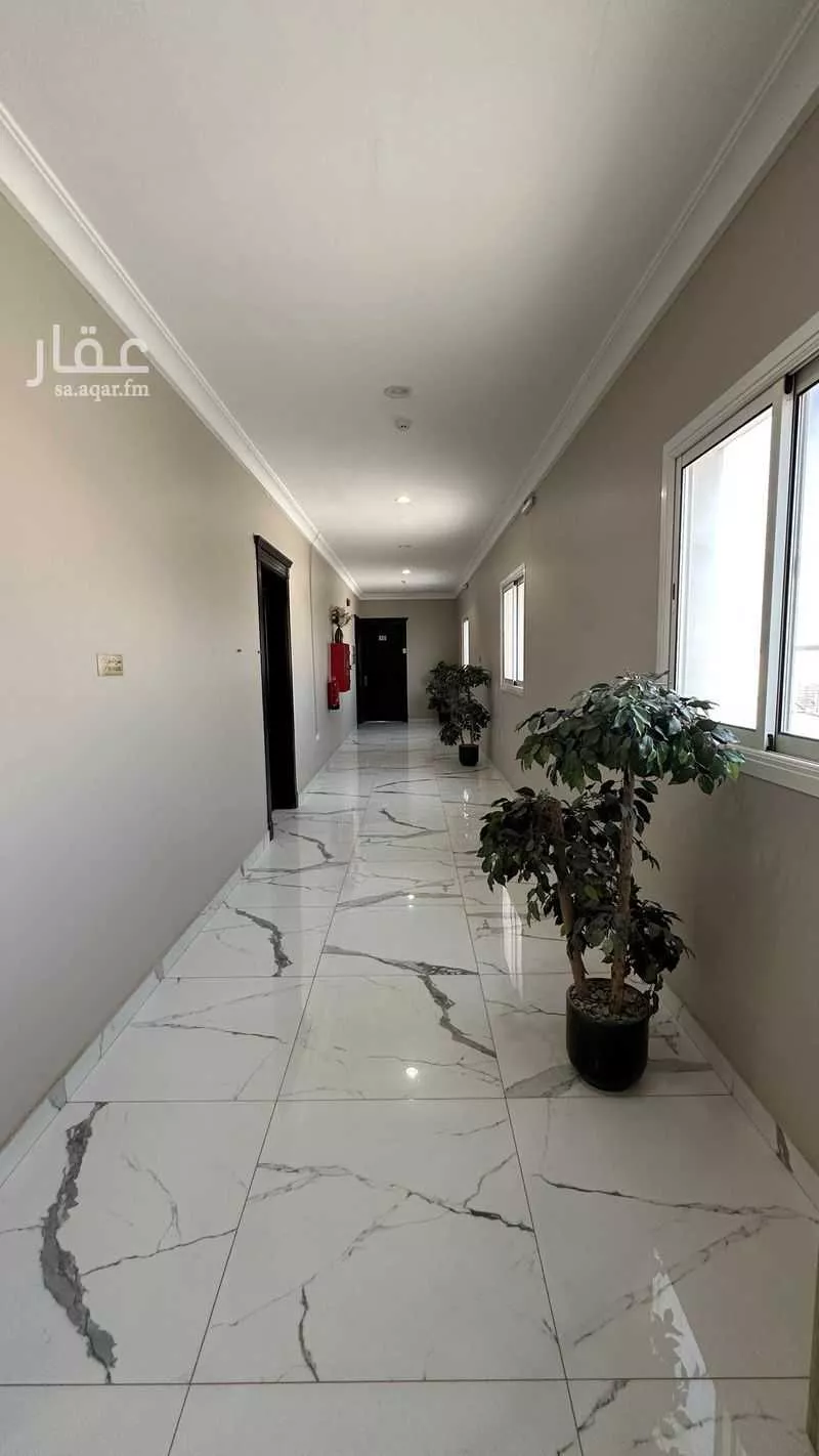 مكتب 806 م² في الربيع 1