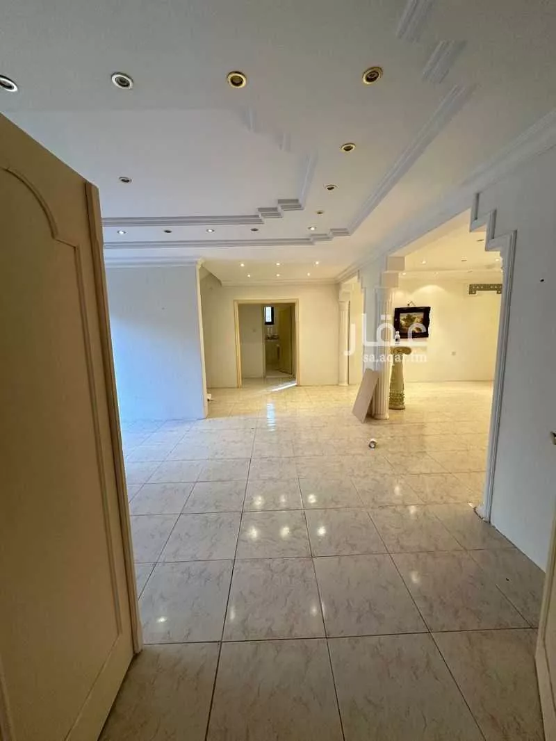 8 bedroom villa in Al Wurud, Riyadh 4