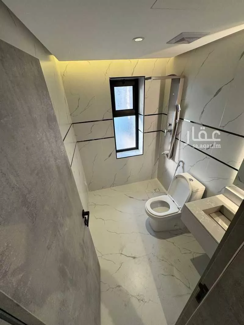 شقة 4 غرف في الحمرا 2