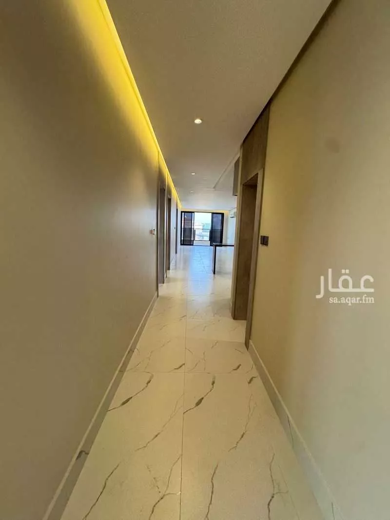 شقة 4 غرف في الحمرا 3