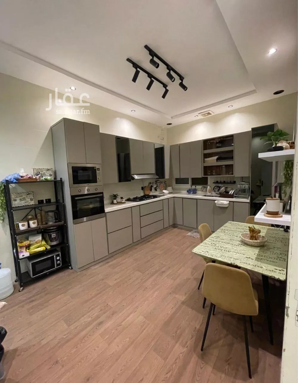 8 bedroom villa in Badr, Riyadh 9