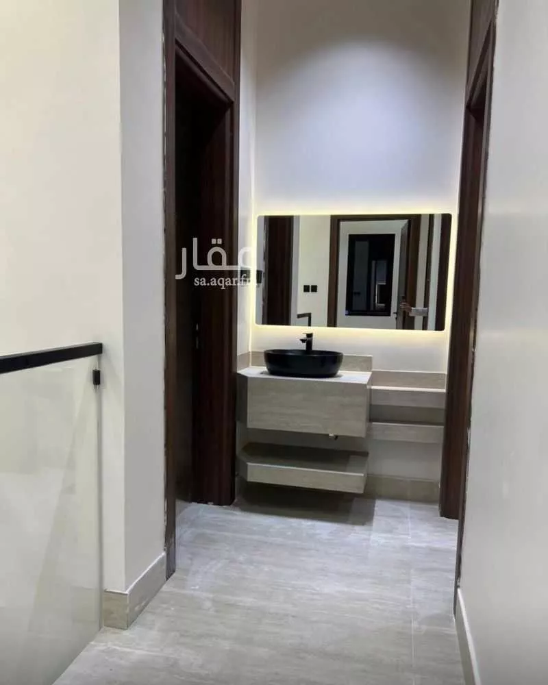 5 bedroom villa in Badr 3