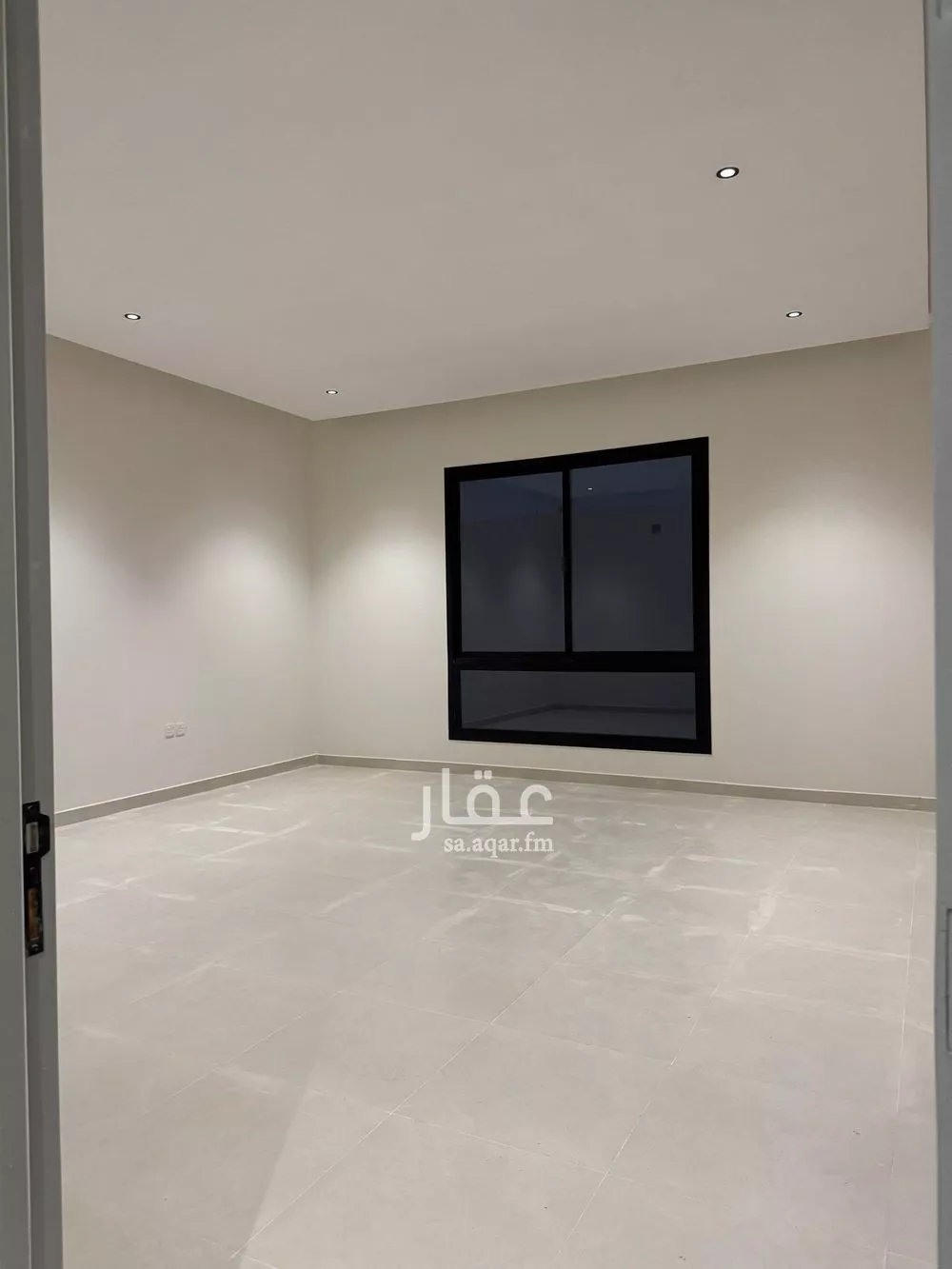 فيلا 7 غرف في عكاظ 2