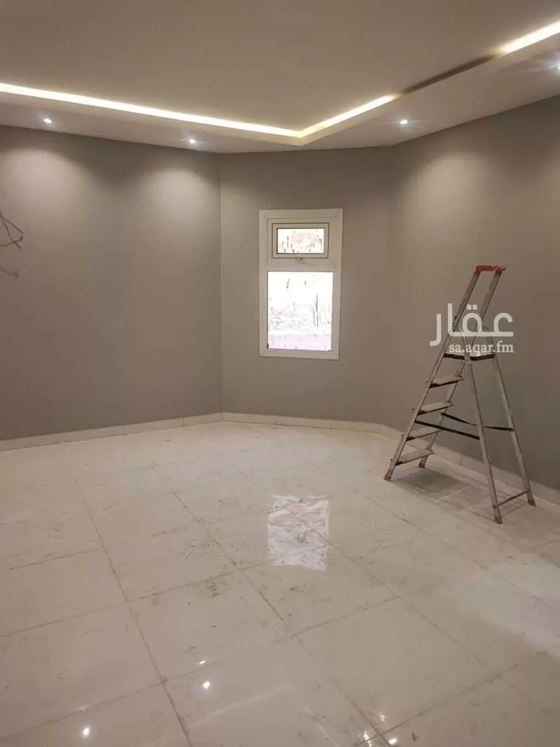 4 bedroom apartment in Al Mahdiyyah 3