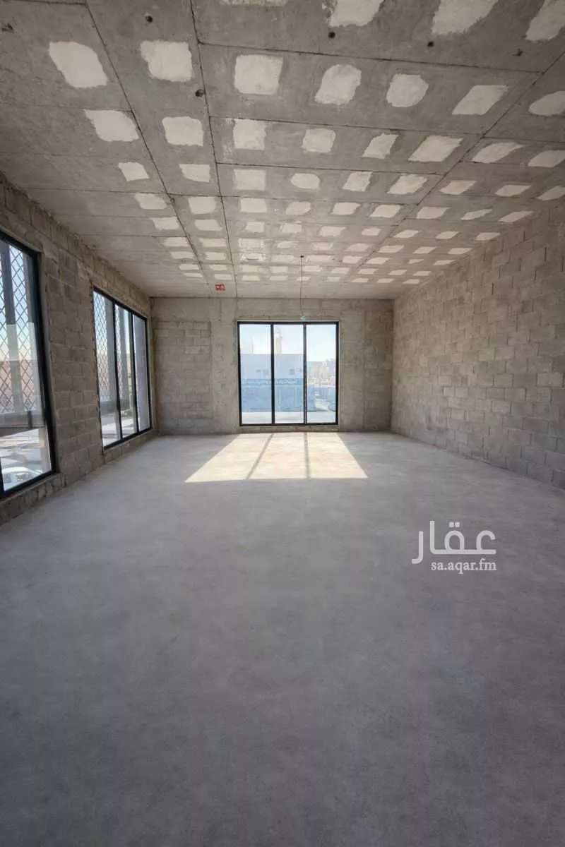 عمارة 1120 م² في ديراب 5