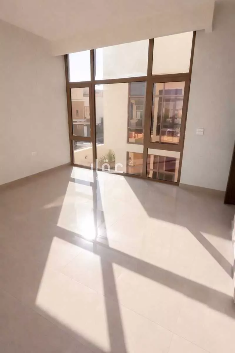 فيلا 6 غرف في المونسية 2