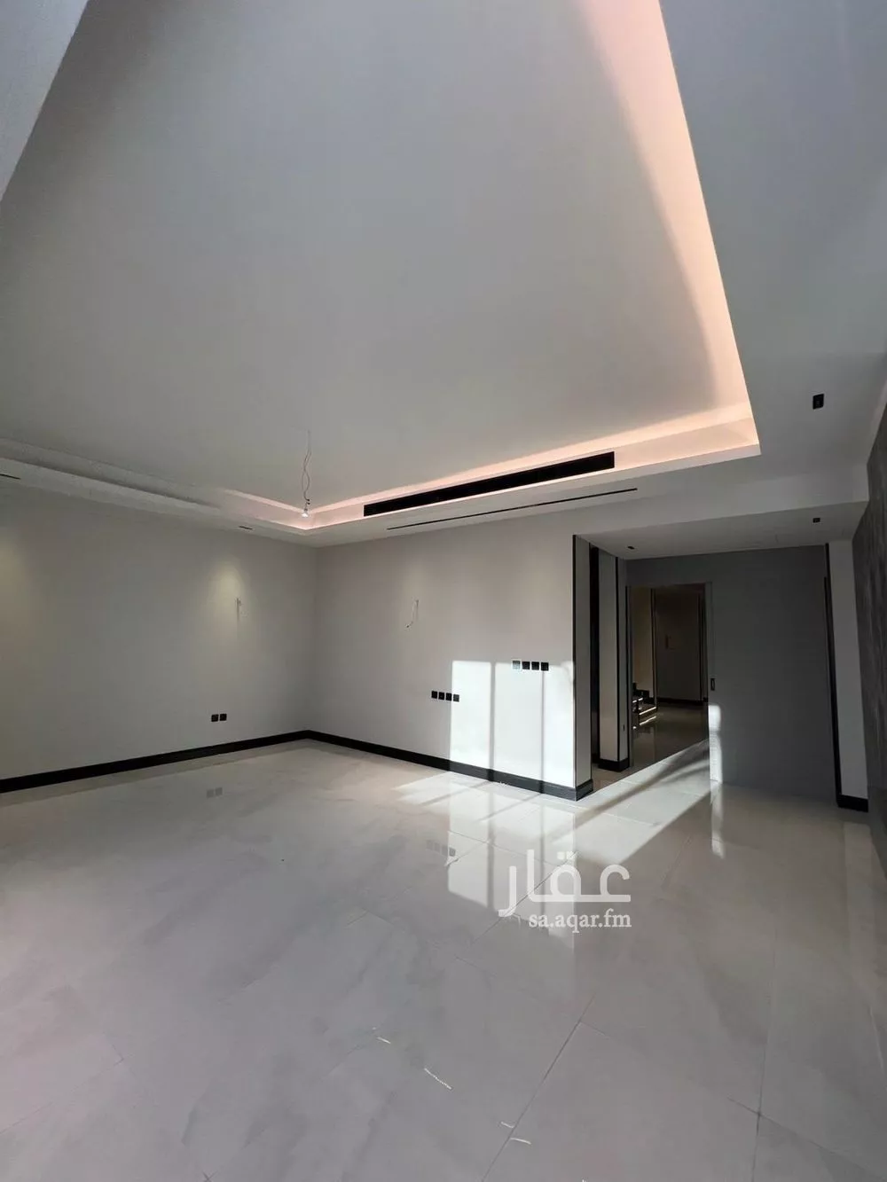 فيلا 5 غرف في الشراع 2