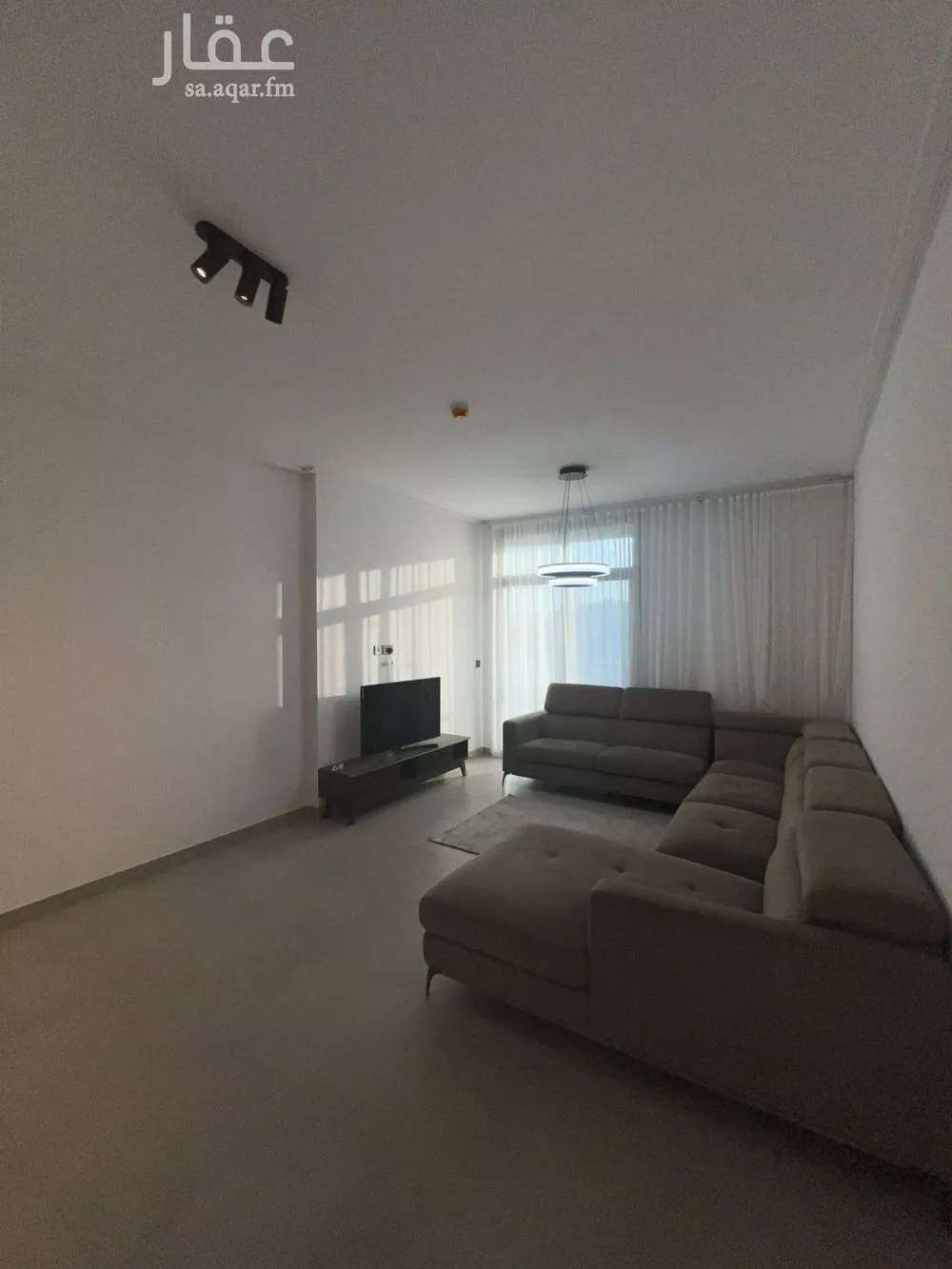 شقة 3 غرف في السلامة 4