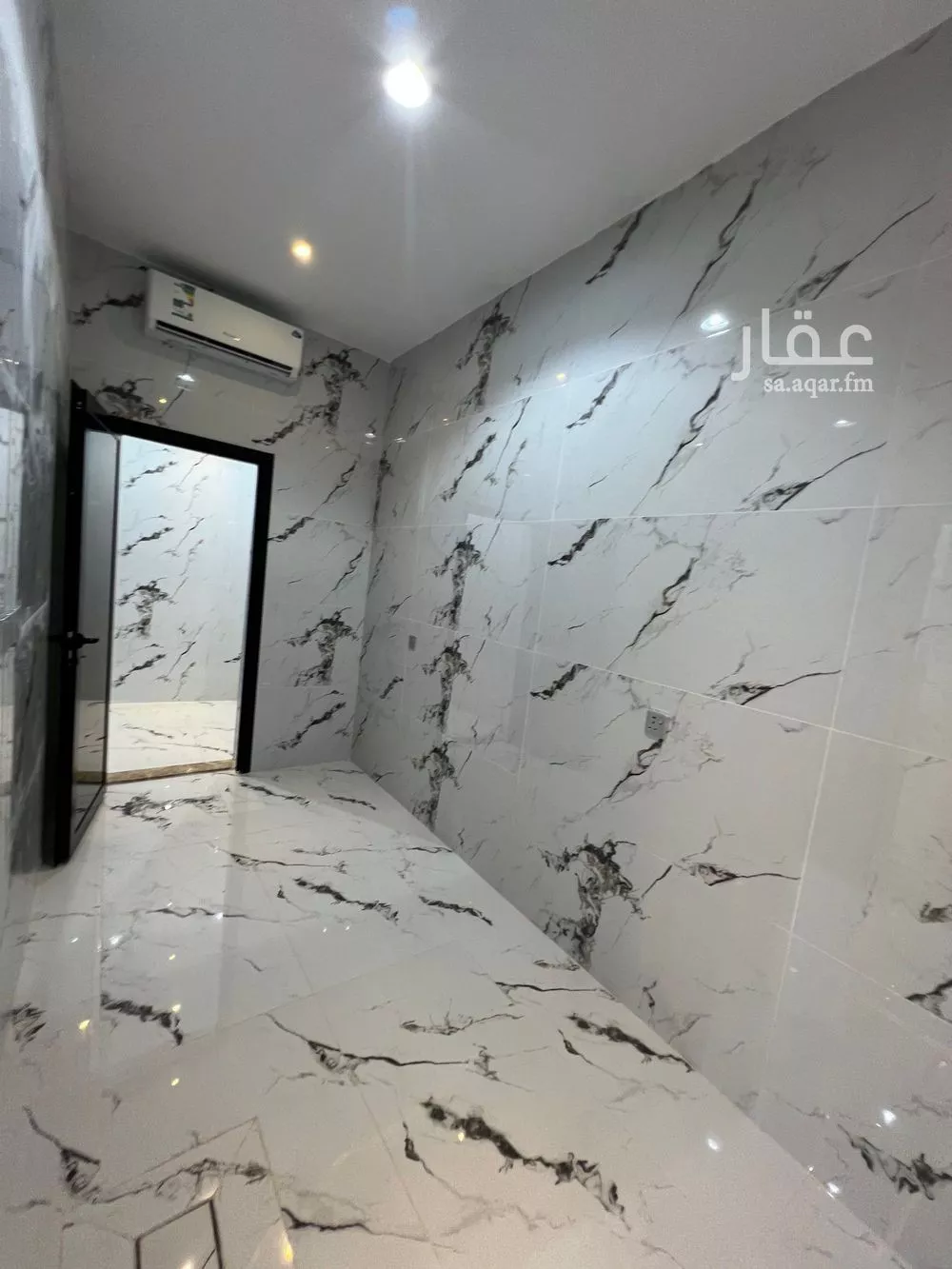 6 bedroom villa in Al Shati, Jeddah 12