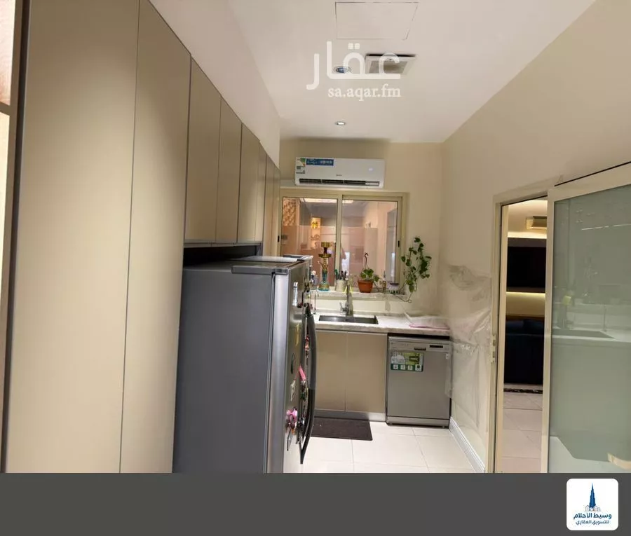 5 bedroom villa in Al Basateen, Jeddah 12