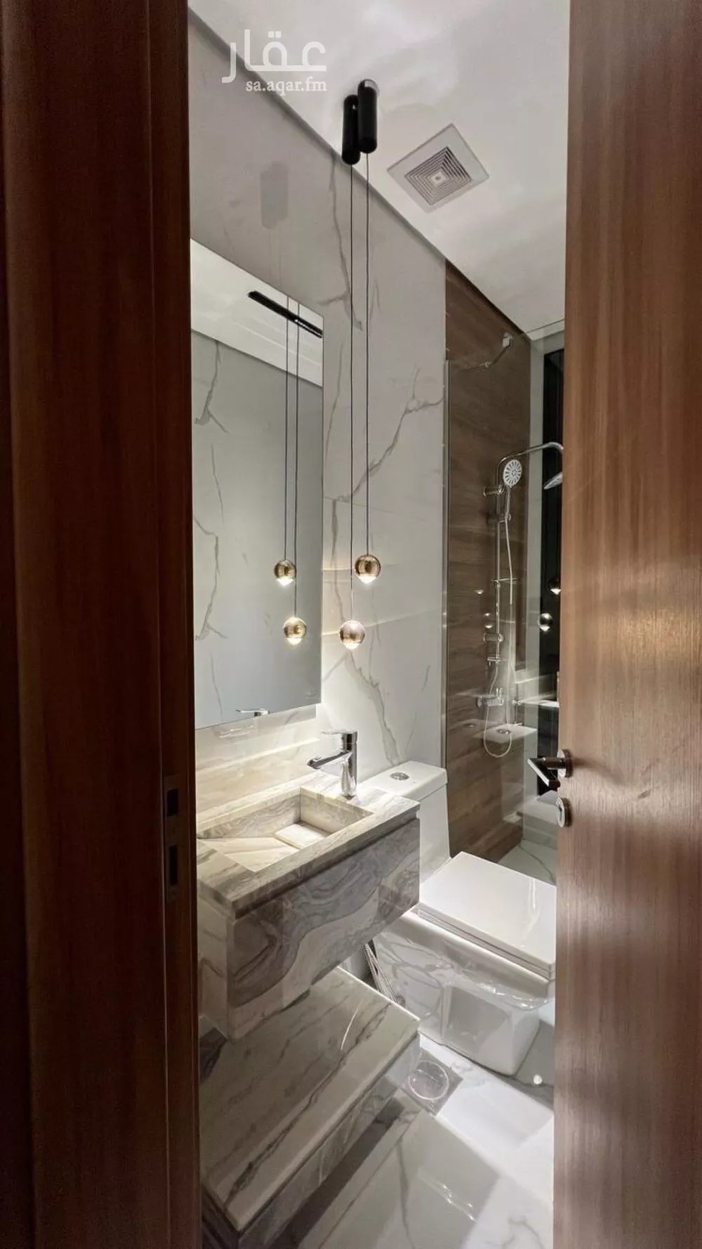 فيلا 6 غرف في الزمرد 3