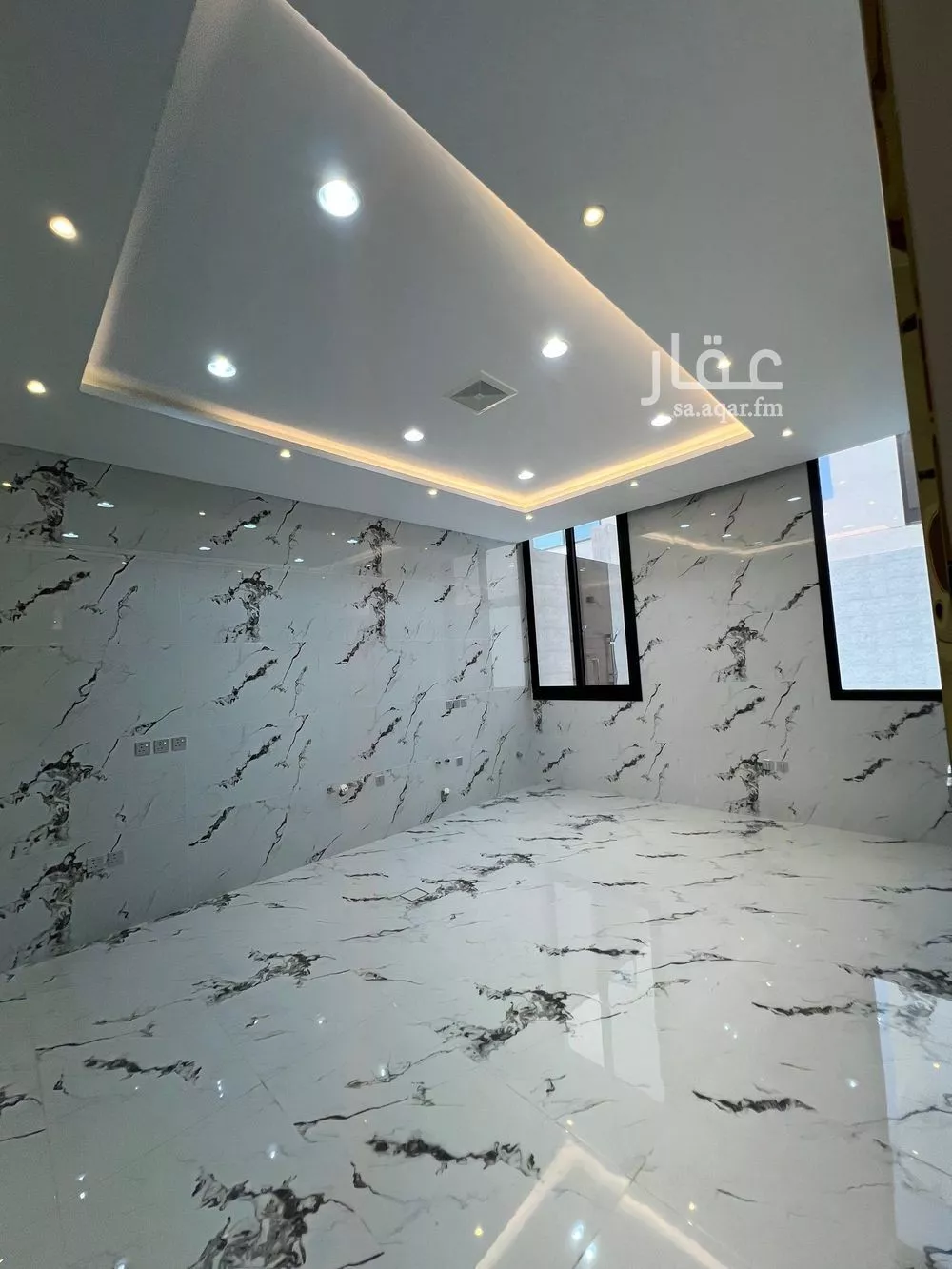 6 bedroom villa in Al Shati, Jeddah 11