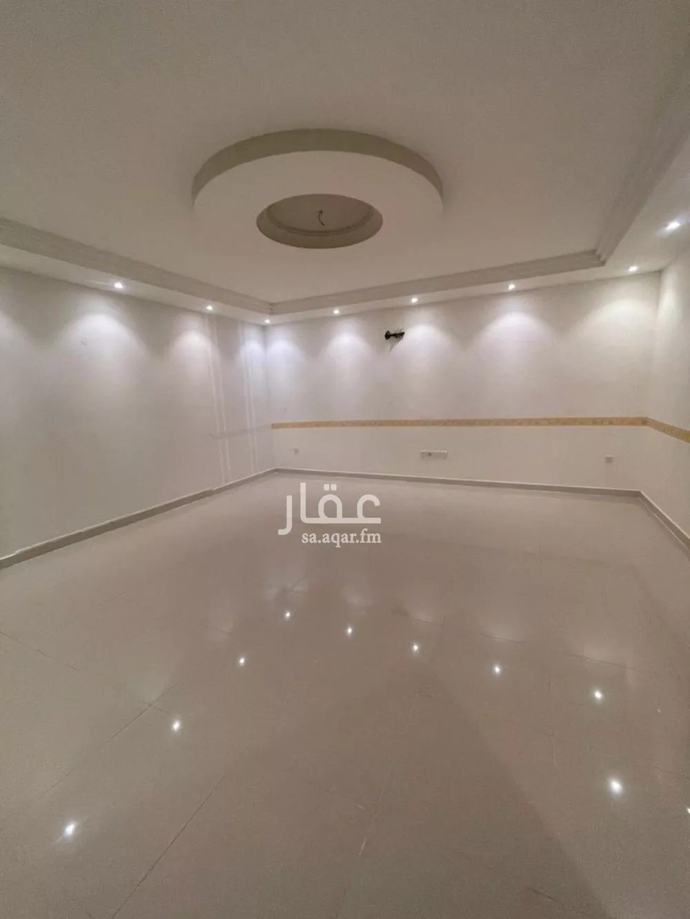 فيلا 6 غرف في الياقوت 4