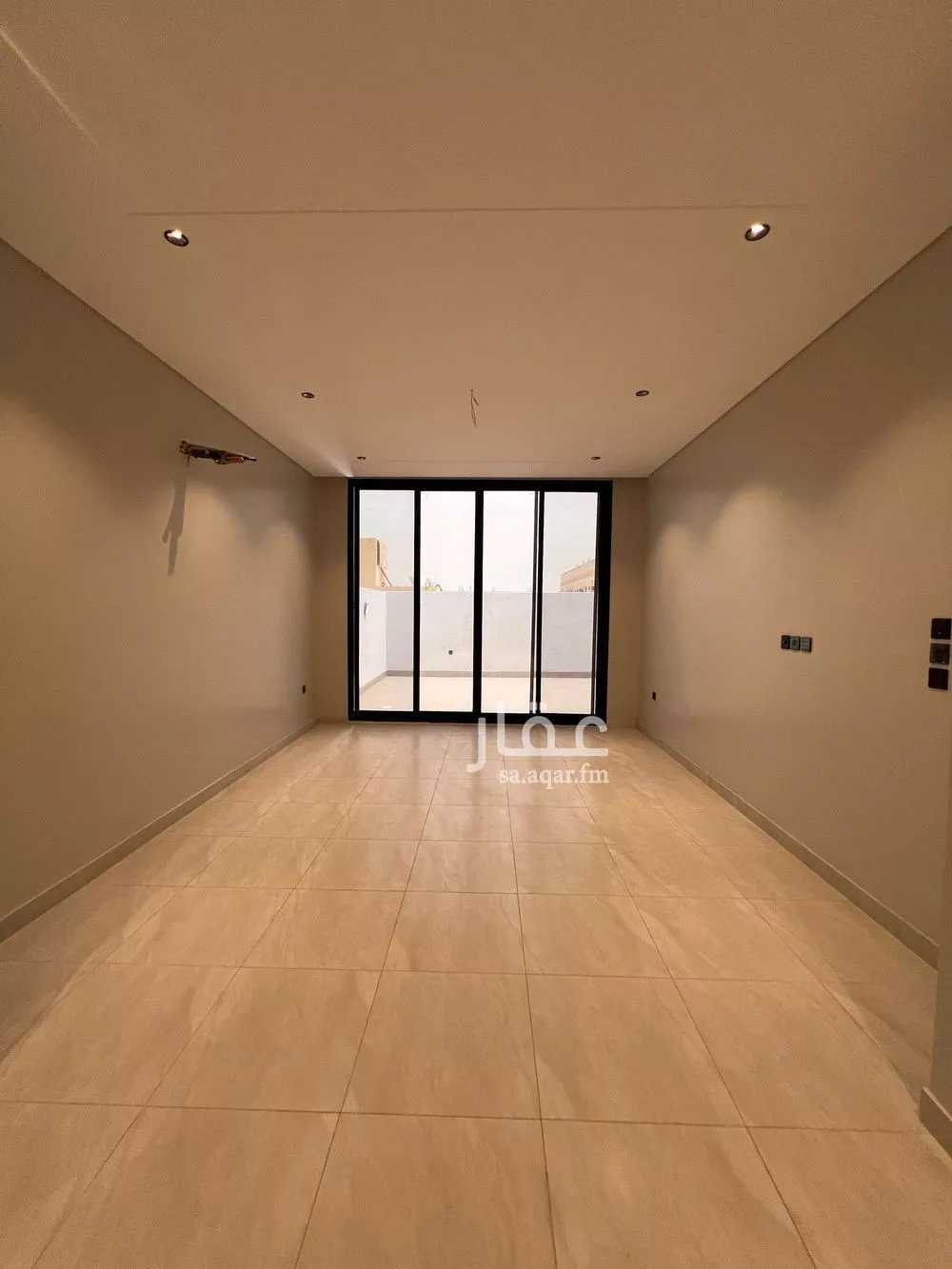 شقة 5 غرف في السلامة 1