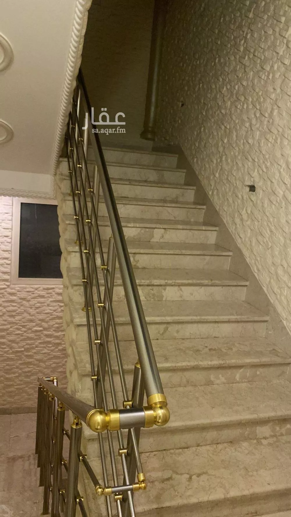 فيلا 10 غرف في المرجان 4