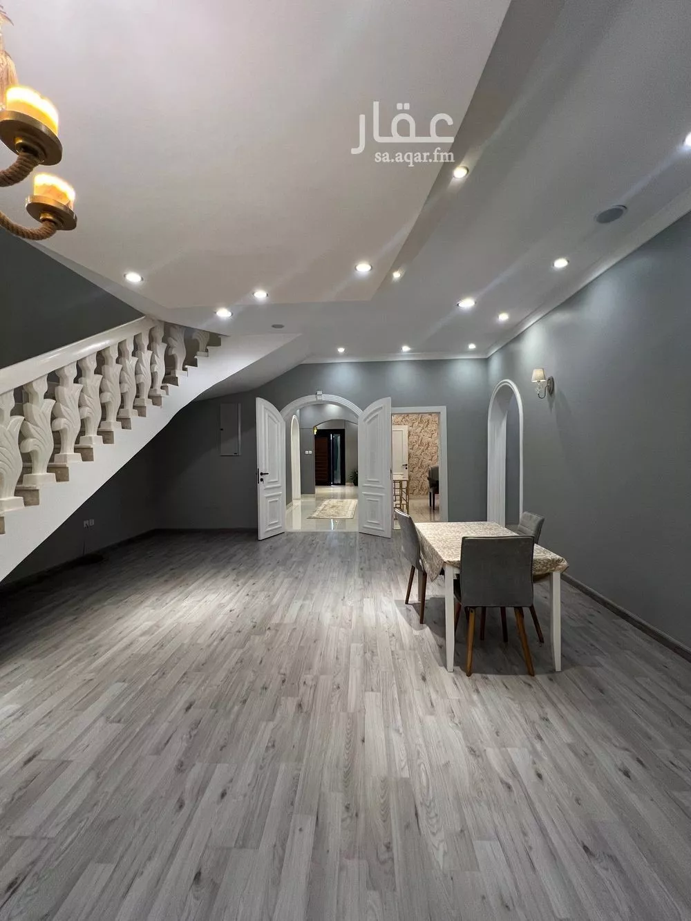 فيلا 6 غرف في ابحر الجنوبية 1