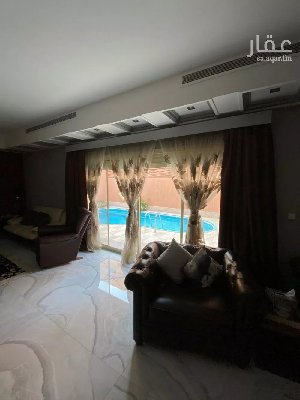 فيلا 6 غرف في البساتين 5