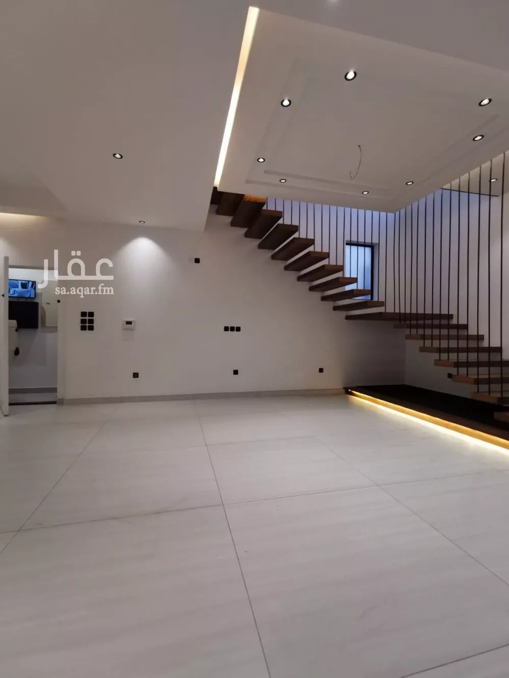 6 bedroom villa in Al Basateen, Jeddah 9