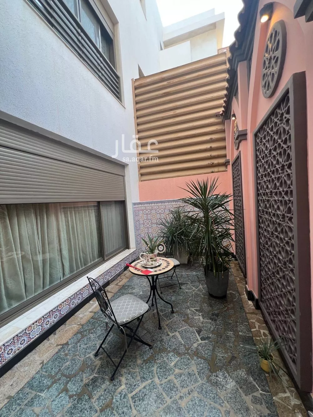 فيلا 5 غرف في الروضة 2