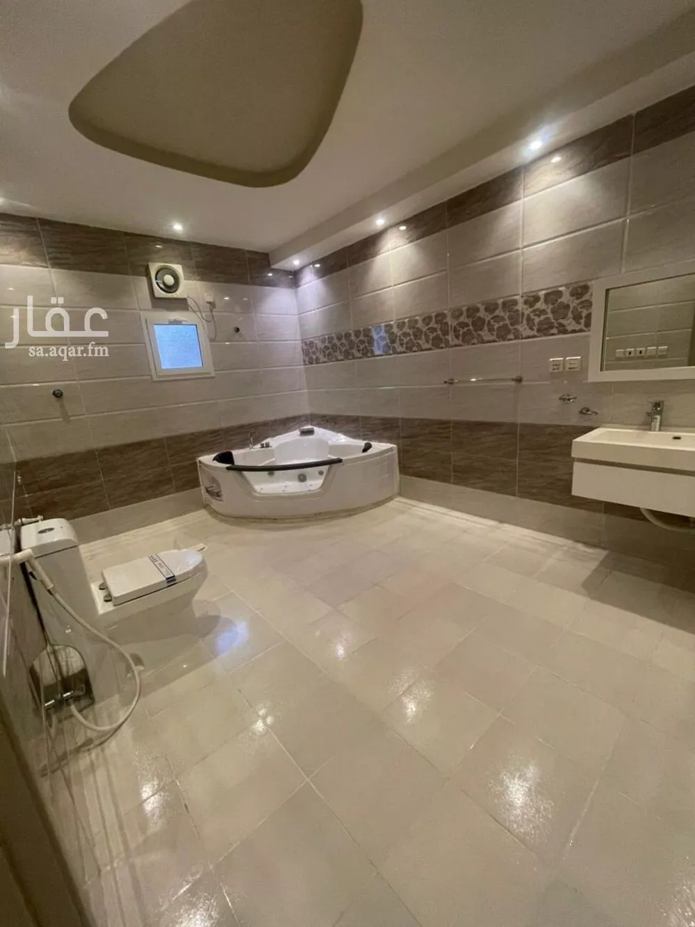 فيلا 6 غرف في الياقوت 2