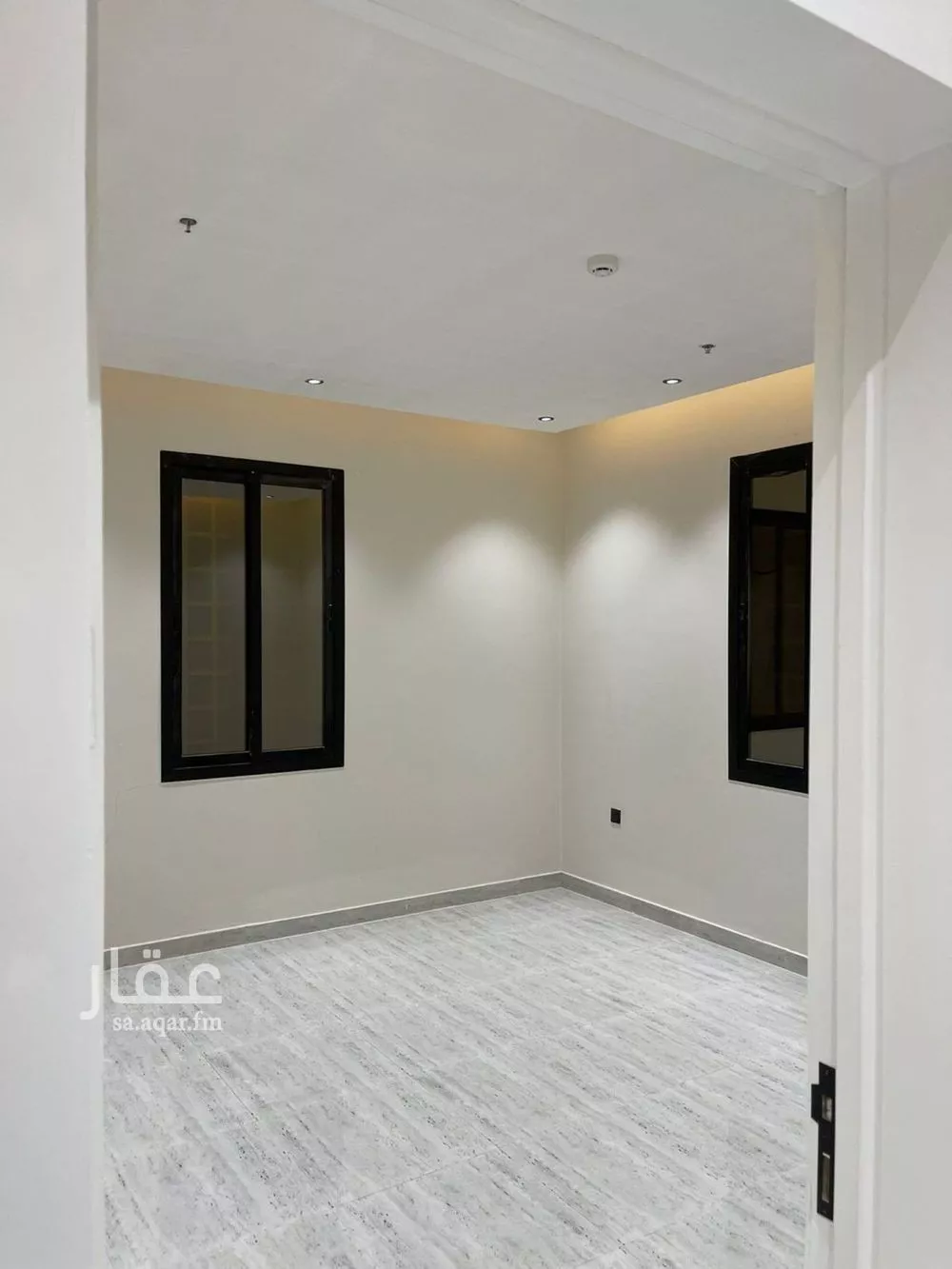 شقة 4 غرف في القادسية 2