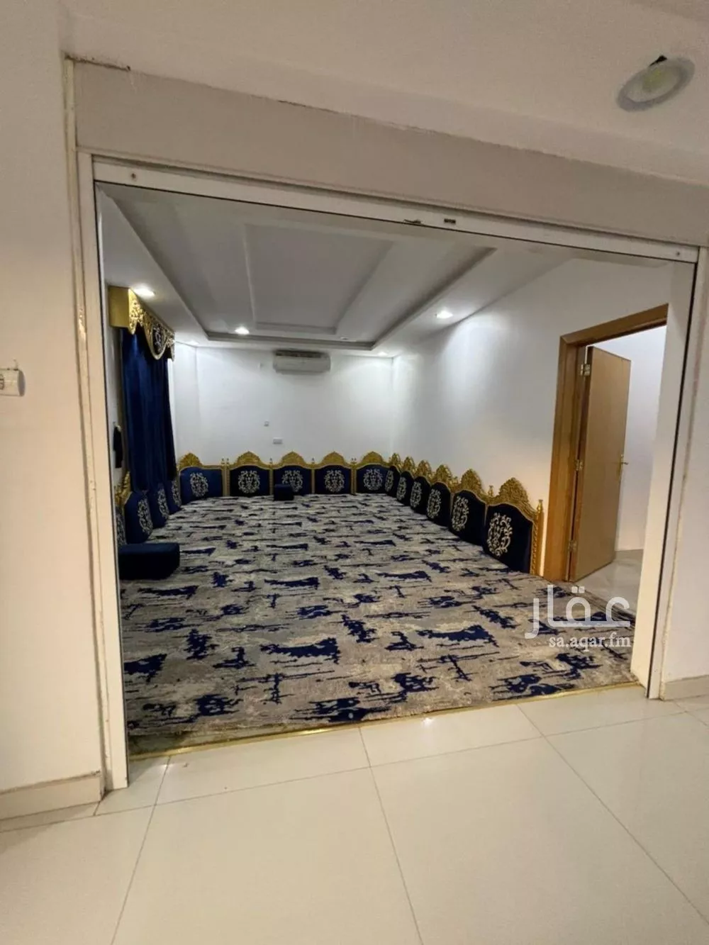 فيلا 5 غرف في الخليج 3