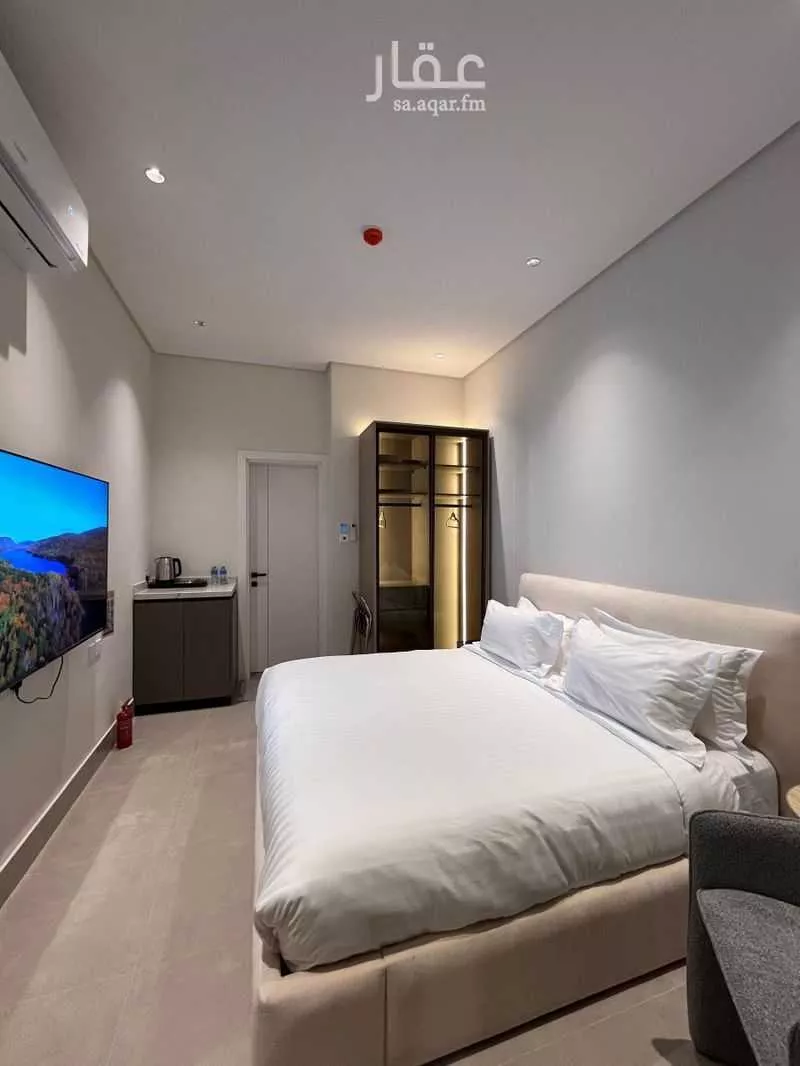 شقة 1 غرف في العارض 4