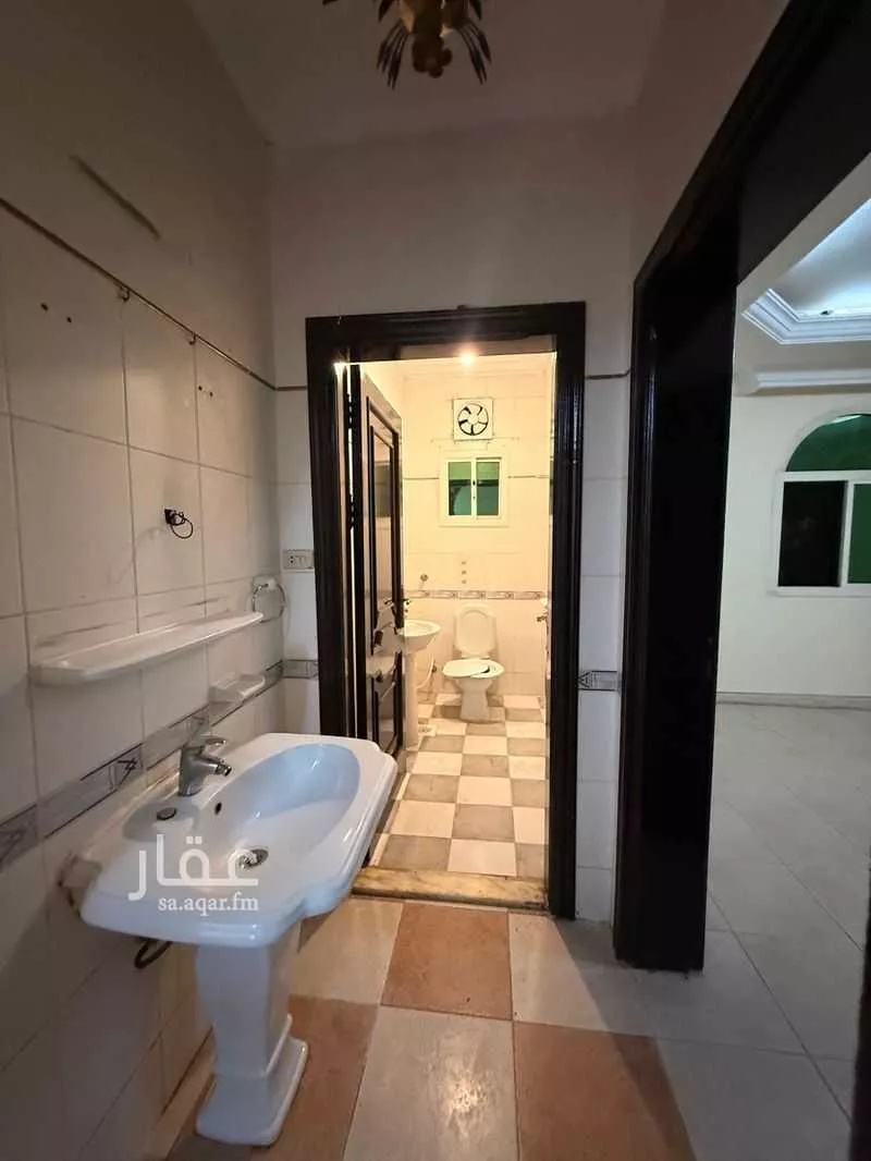 5 bedroom apartment in Al Bawadi, Jeddah 4