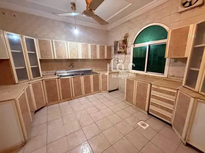 5 bedroom apartment in Al Bawadi, Jeddah 7