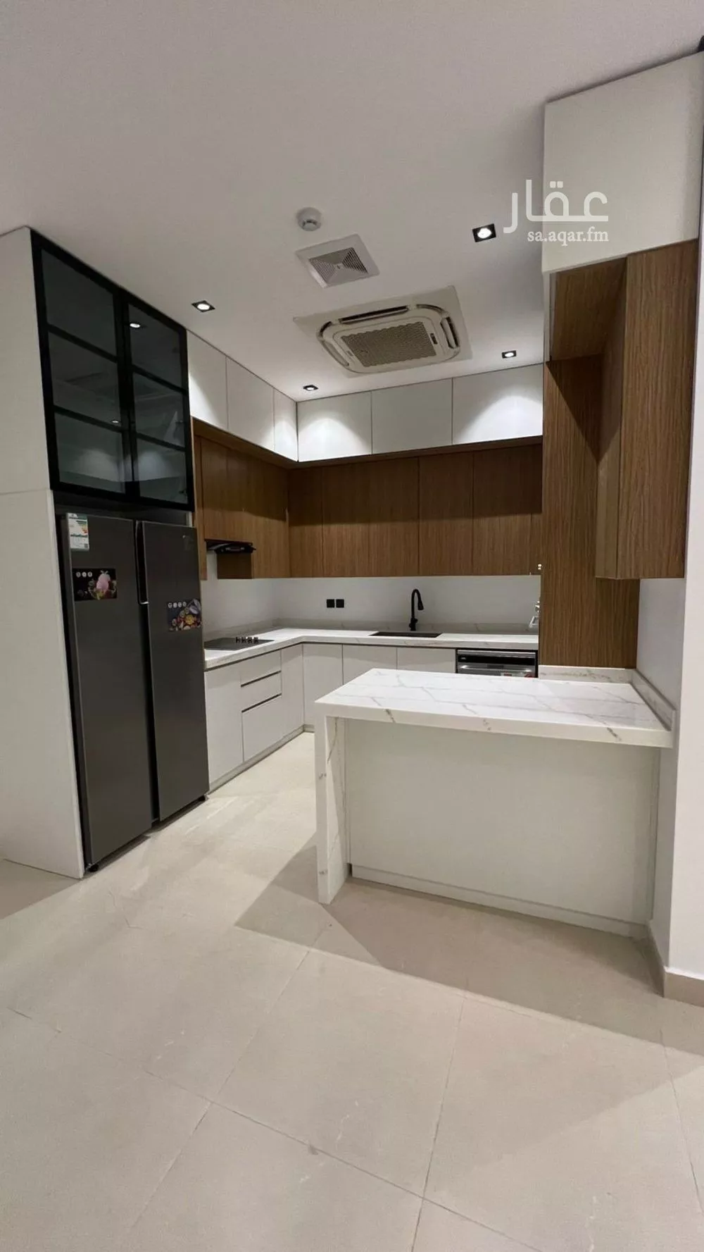 فيلا 5 غرف في العارض 1